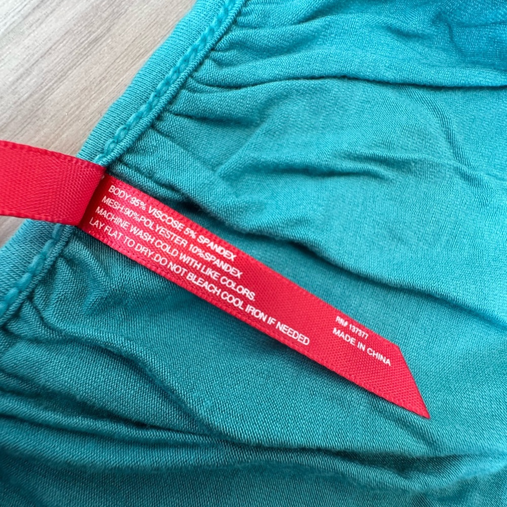 Ruby Ribbon Trapeze Tunic - Picture 5 of 7